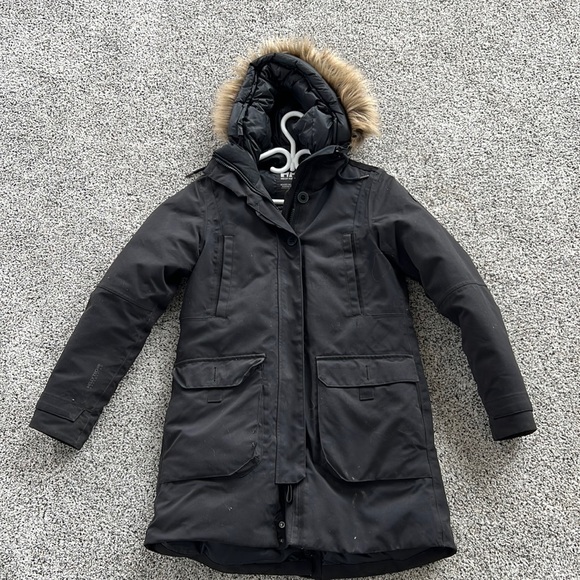 Helly Hanson down filled winter jacket sz medium excellent condition - Picture 1 of 2